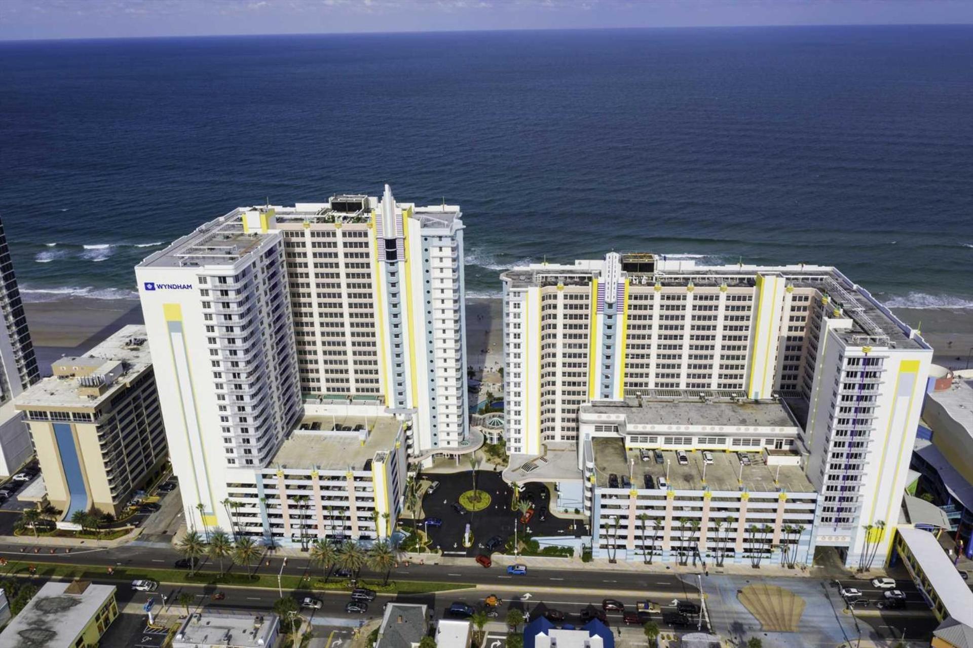 Holiday home Luxury 10th Floor 2 Bedroom Direct Oceanfront Wyndham Ocean Walk Daytona | 1027 Daytona Beach