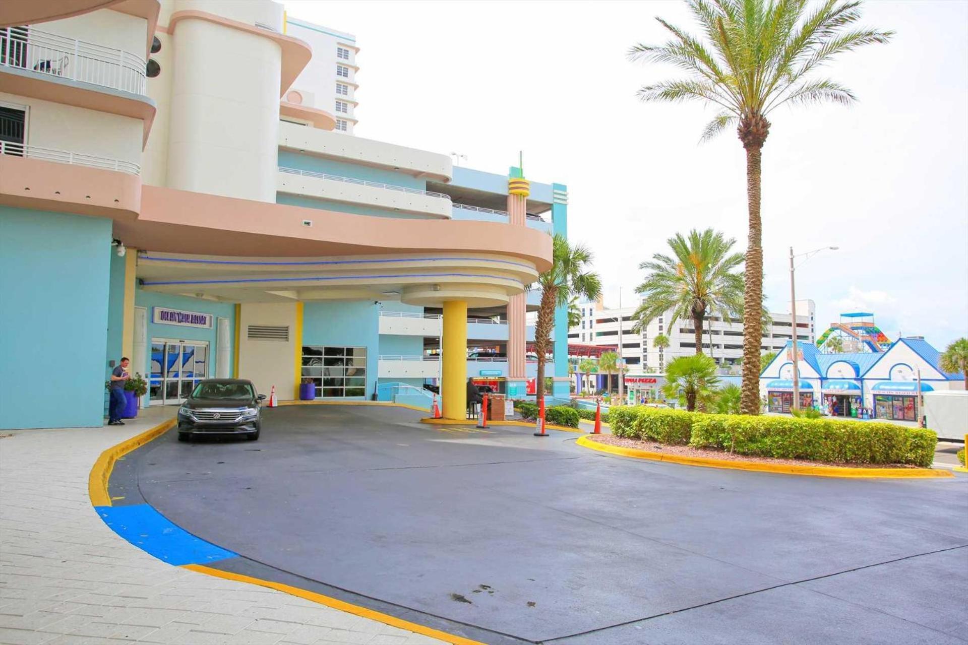 Holiday home Luxury 10th Floor 2 Bedroom Direct Oceanfront Wyndham Ocean Walk Daytona | 1027