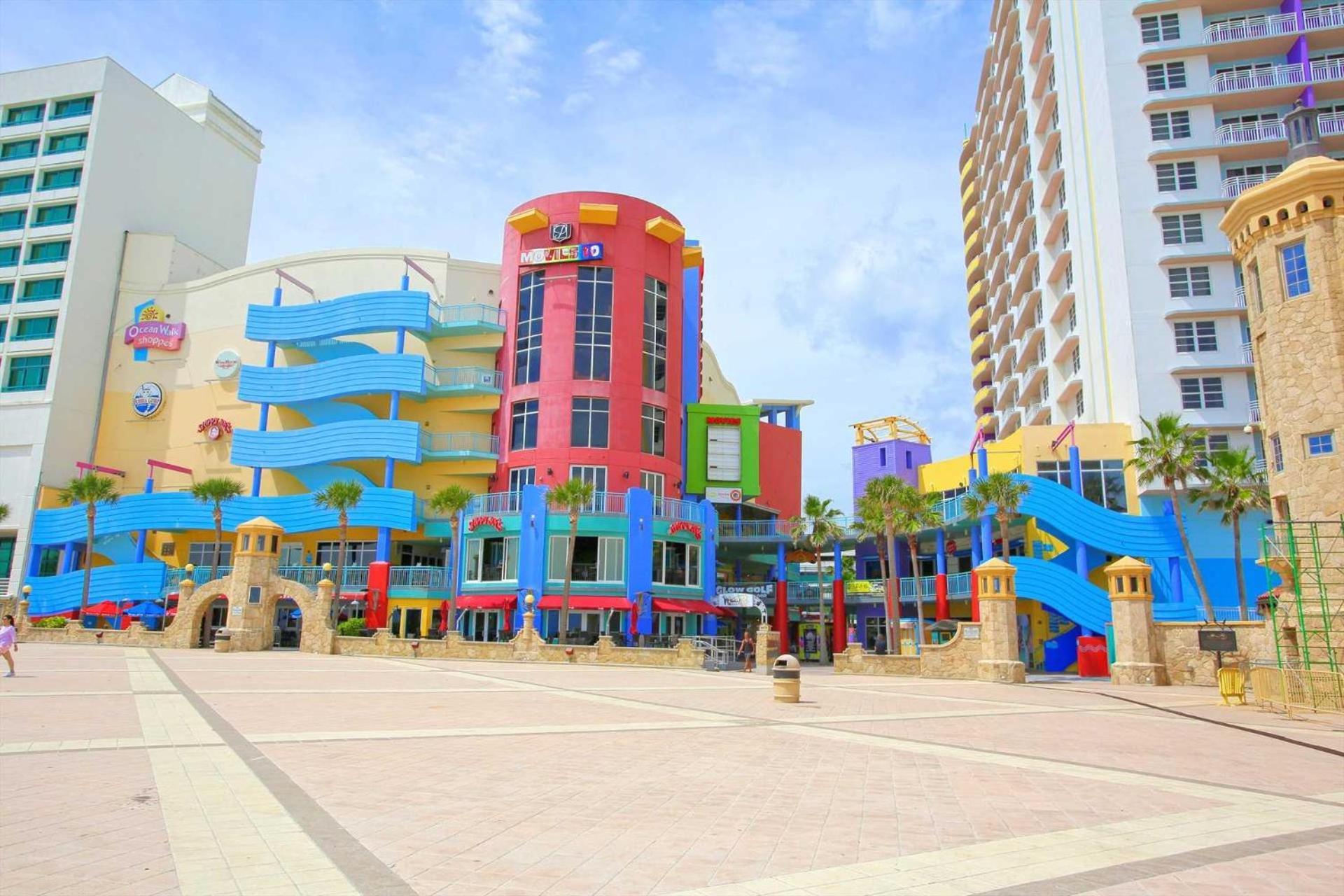 Holiday home Luxury 10th Floor 2 Bedroom Direct Oceanfront Wyndham Ocean Walk Daytona | 1027 *