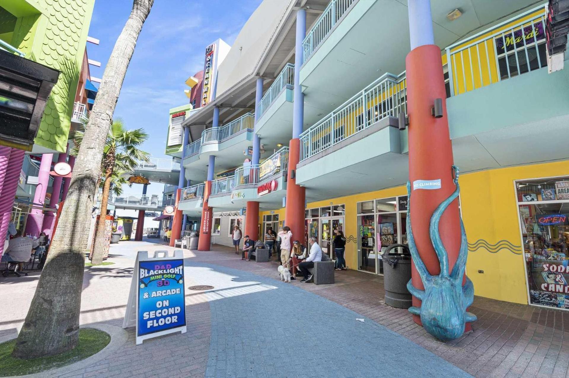 Luxury 10th Floor 2 Bedroom Direct Oceanfront Wyndham Ocean Walk Daytona | 1027 Daytona Beach