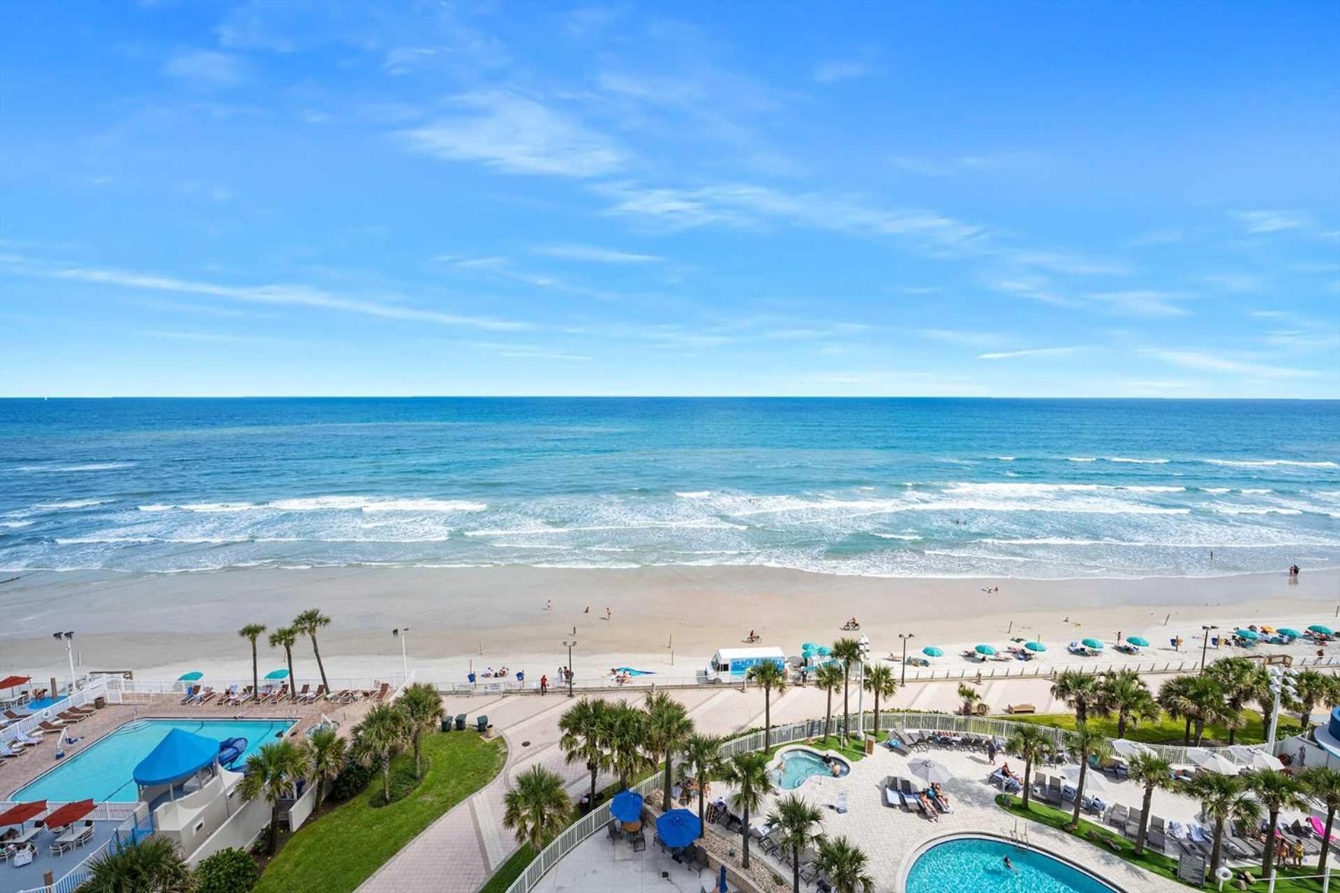 Luxury 10th Floor 2 Bedroom Direct Oceanfront Wyndham Ocean Walk Daytona | 1027 Holiday home Daytona Beach
