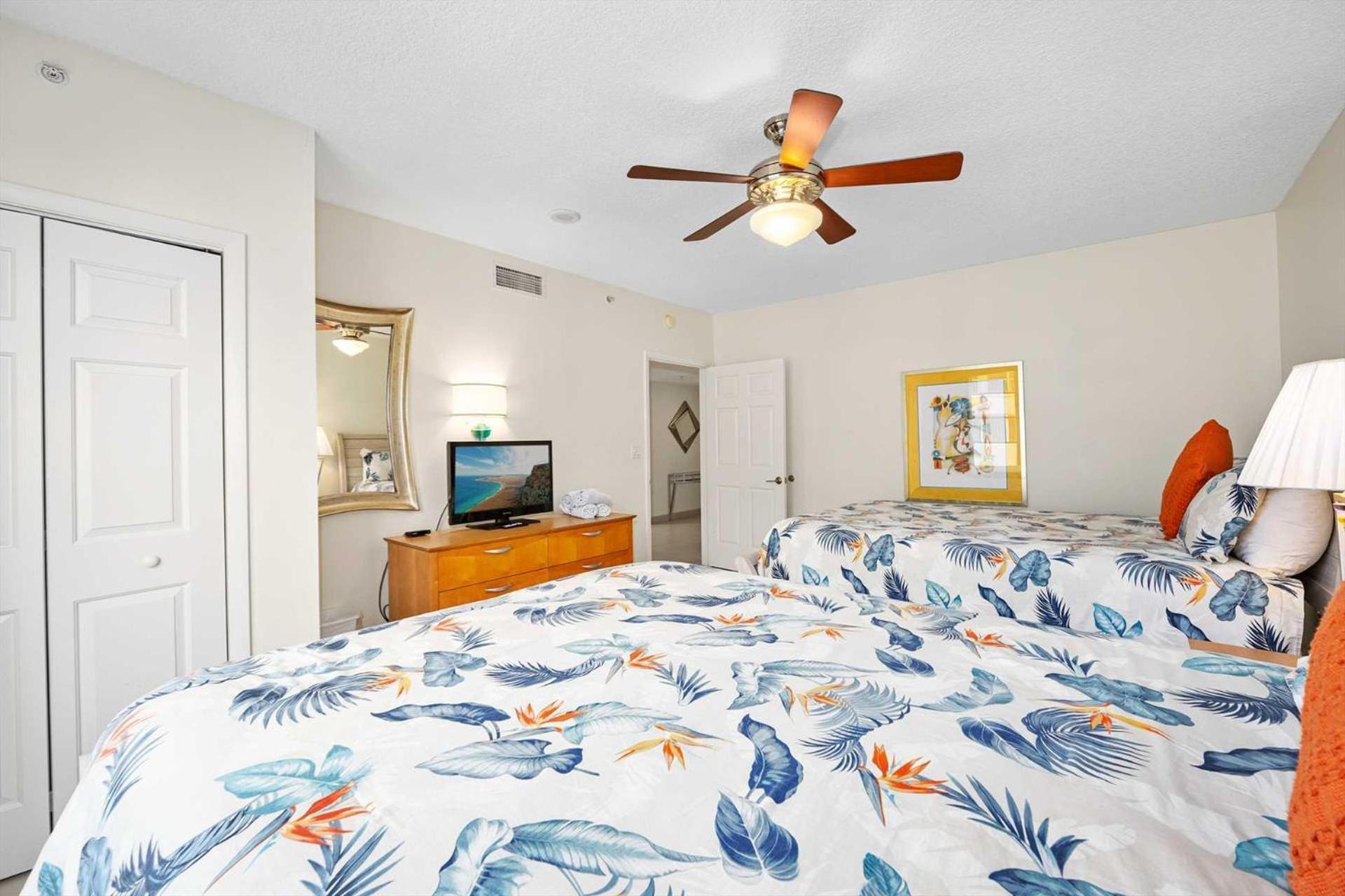 Holiday home Luxury 10th Floor 2 Bedroom Direct Oceanfront Wyndham Ocean Walk Daytona | 1027 *