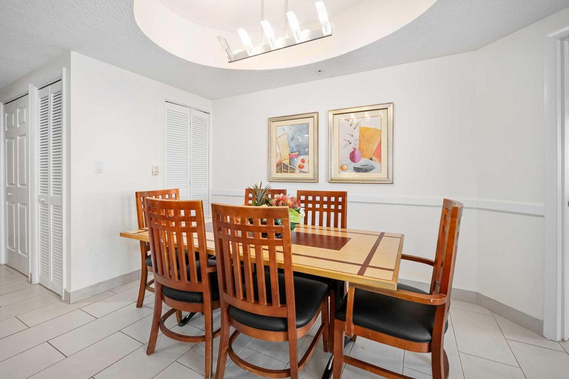 Holiday home Luxury 10th Floor 2 Bedroom Direct Oceanfront Wyndham Ocean Walk Daytona | 1027 Daytona Beach